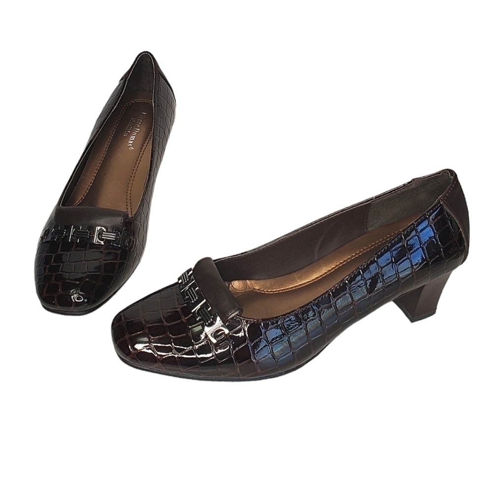 Pierre Dumas Flexibles Brown Block Crocodile Print Heels, Sz 9M, Career